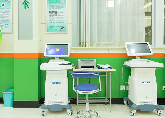 安居医院智能公共卫生服务大厅―健康小屋安装完毕