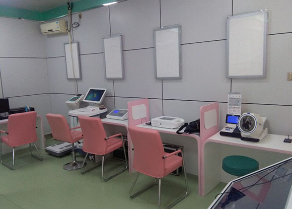 陕西基层卫生专业委员会专家成员健康小屋参观交流