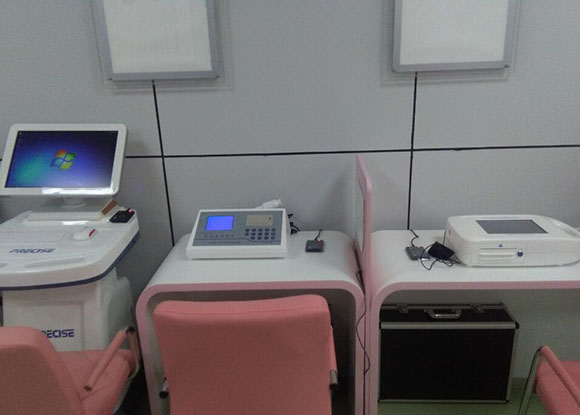 宝鸡市人大代表参观健康小屋