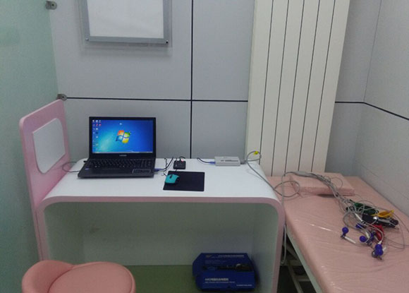 宝鸡市人大代表参观健康小屋