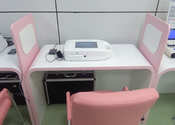 宝鸡市人大代表参观健康小屋